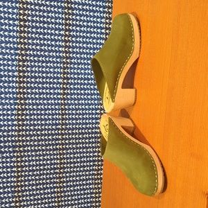NWOT Lotta from Stockholm High Heel Classic Olive Clogs EU 39 US 8.5